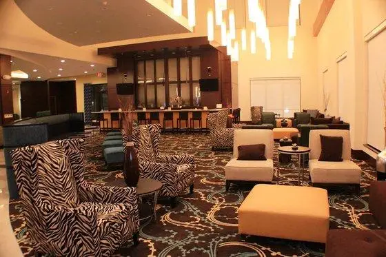 Embassy Suites Fayetteville Fort Bragg 