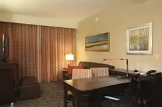 Embassy Suites Fayetteville Fort Bragg 