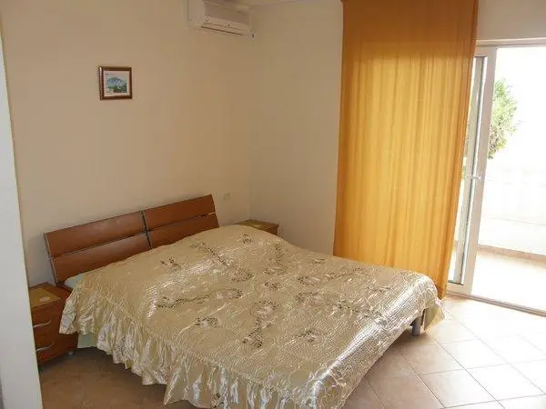 Apartments Agava-Mirjana 