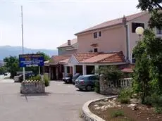 Apartments Villa Vera Novi Vinodolski 