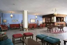 Theodorou Beach Hotel Apartments 