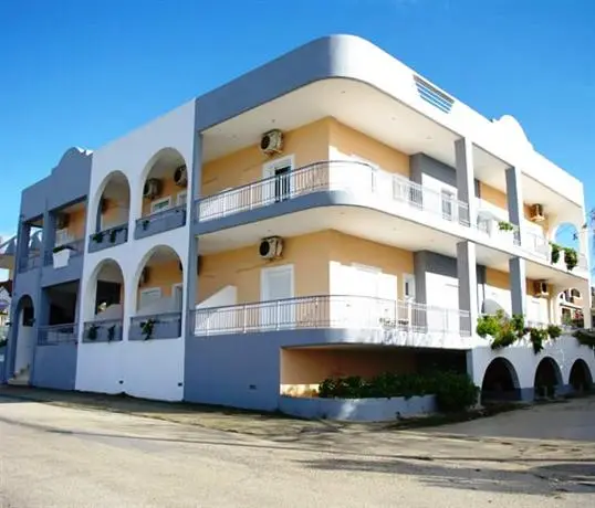 Chasakis Apartments