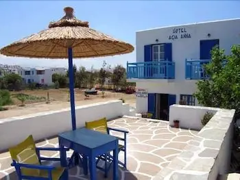 Agia Anna Hotel 