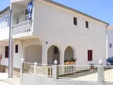 Apartmani Milica 