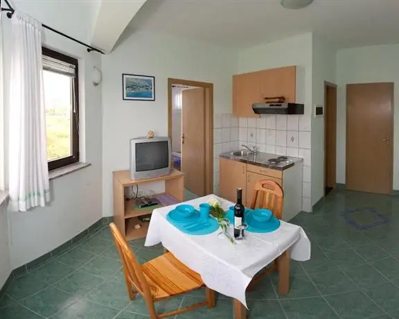 Apartments Cetina 