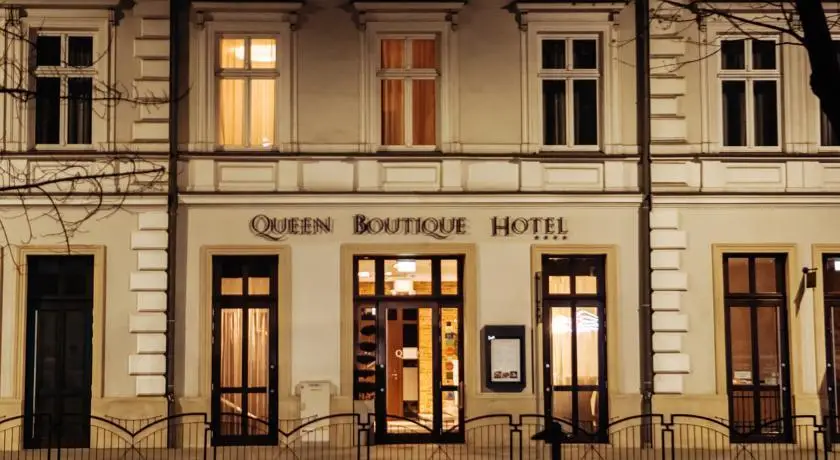 Queen Boutique Hotel 