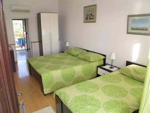 Apartments Ana Trogir 