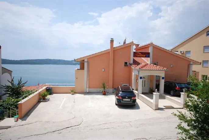 Villa Tonina Trogir 