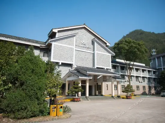 Shenxianju Holiday Resort