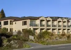 The Moorings Motel and Apartments 