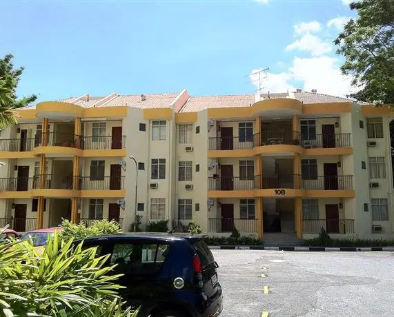 Bayu Emas Apartments 