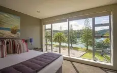 Esplanade Apartments Whitianga 