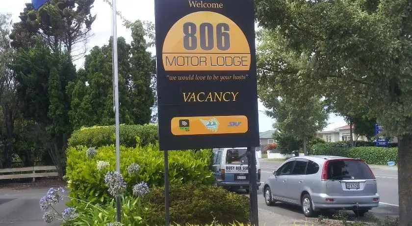 806 Motor Lodge