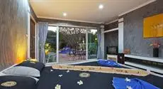 Sunshine Guesthouse Phuket 