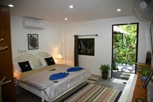 Sunshine Guesthouse Phuket 