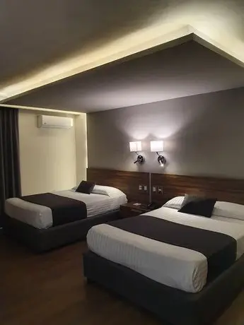 Estanza Hotel & Suites 