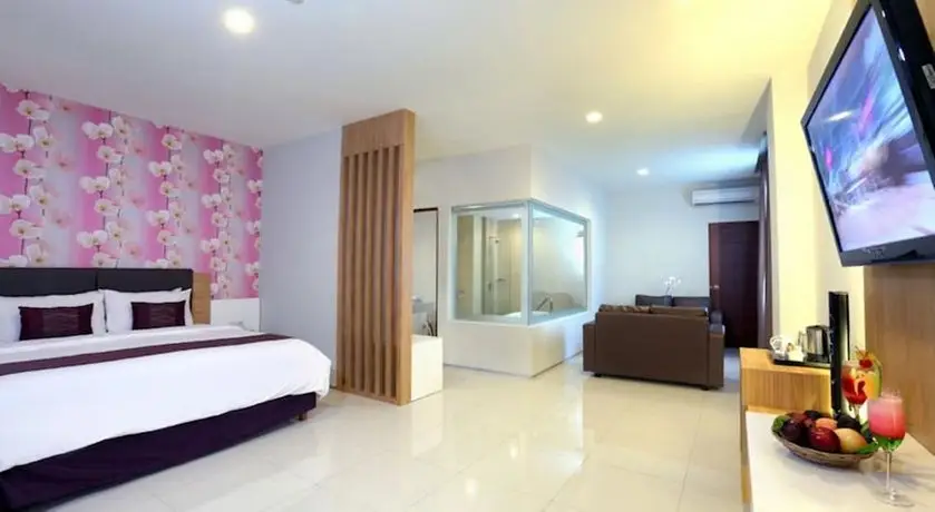 Lombok Plaza Hotel and Convention 