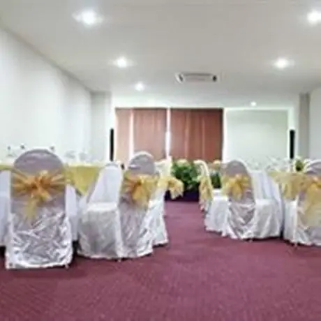 Lombok Plaza Hotel and Convention 