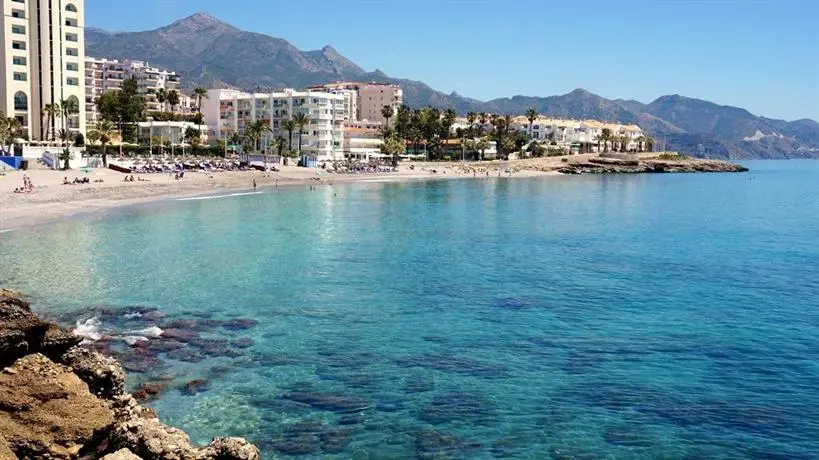 Apartamentos StarNerja 