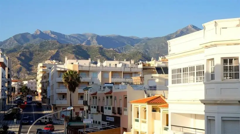 Apartamentos StarNerja 