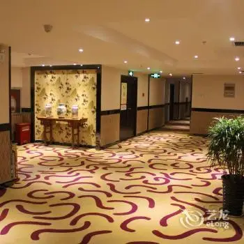 Xiangjiang Great Wall Business Hotel 