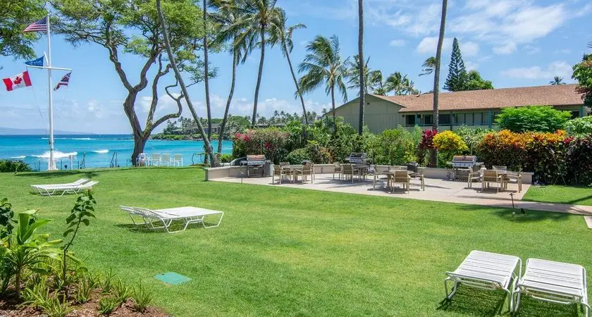 Napili Surf Beach Resort 