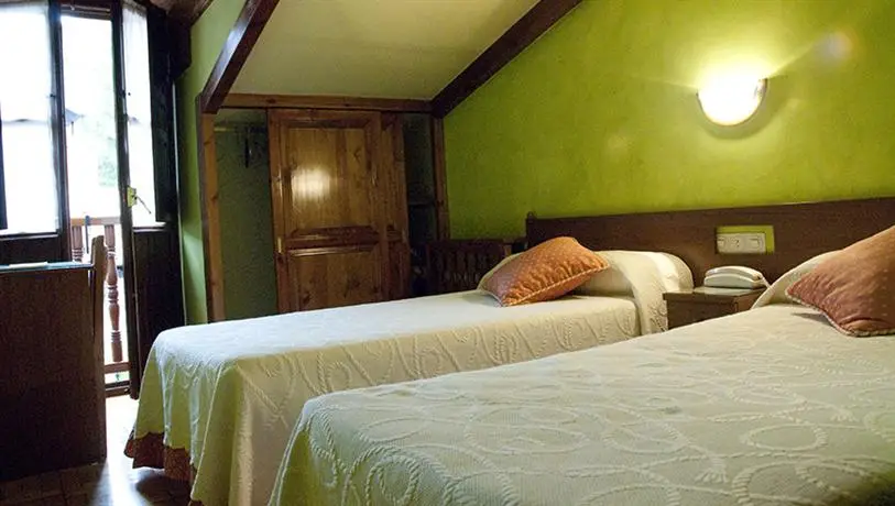 Hostal Remona 