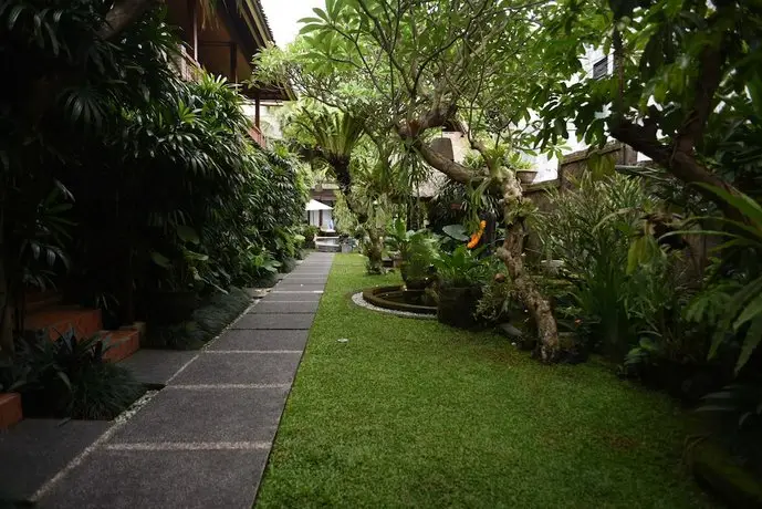 Lumbung Sari Ubud Hotel 