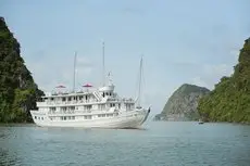 Paradise Luxury Cruise 