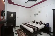 OYO 11539 Hotel Priya Agra 