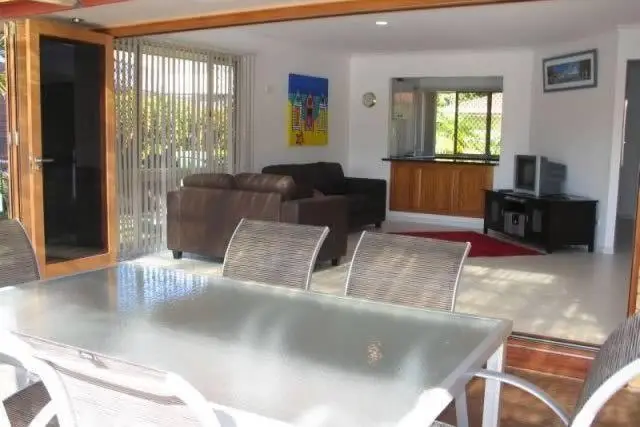 Saltwater Villas - Pet Friendly Accommodation 