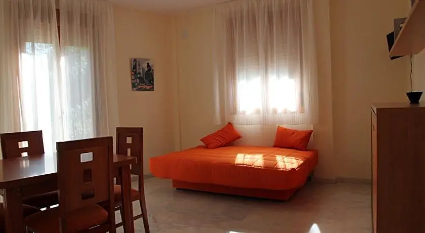 Apartamentos Turisticos Puerta Nueva 