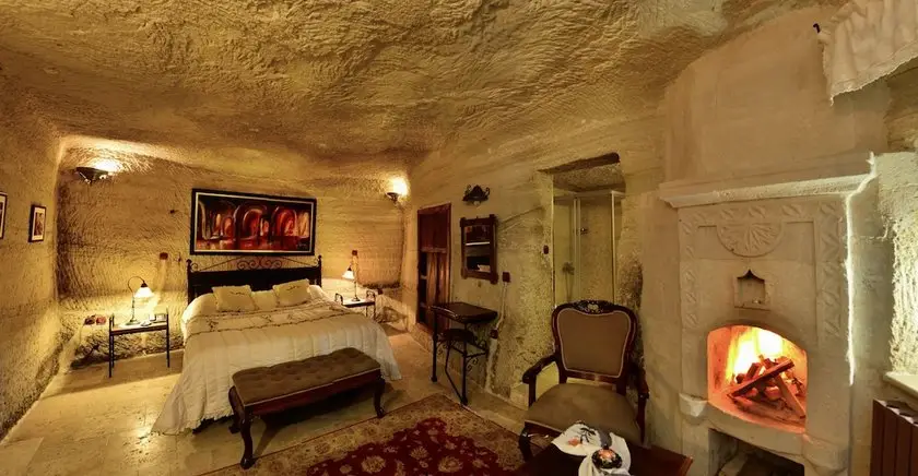 Terra Cave Hotel 