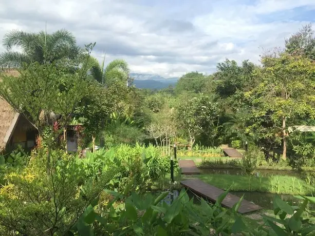 Pura Vida Pai Resort 