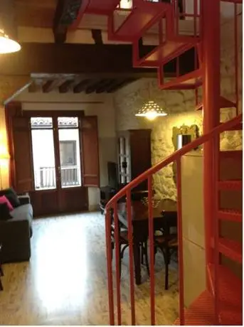 Apartamentos Rurales La Villa de Piedra 