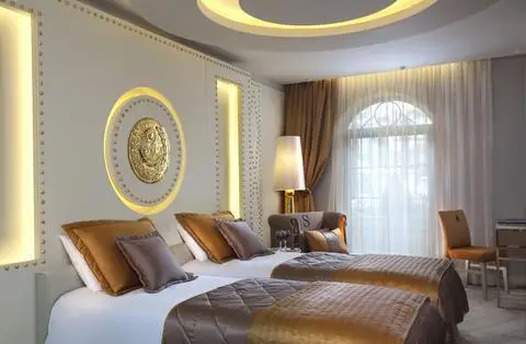 Sura Design Hotel & Suites 