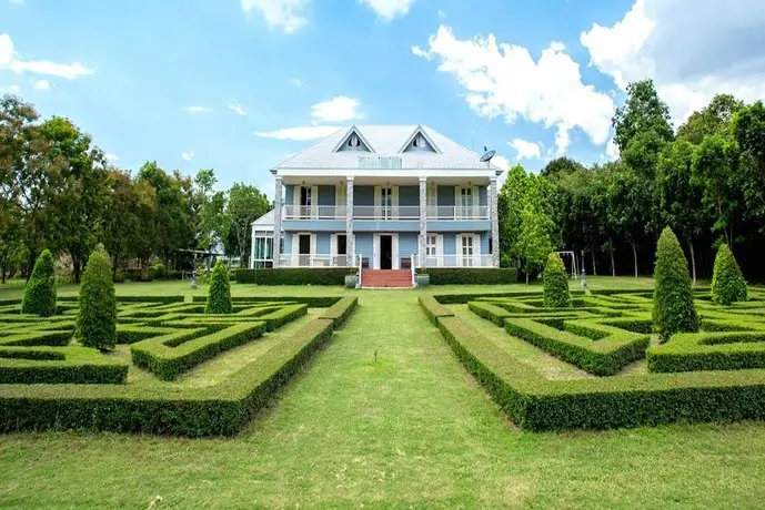 Chateau de Khaoyai Hotel & Resort 