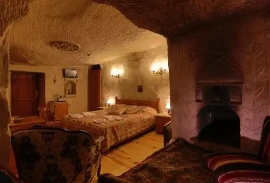 Amber Cave Suites 