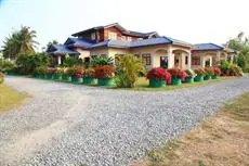 The Ricefields Hotel 