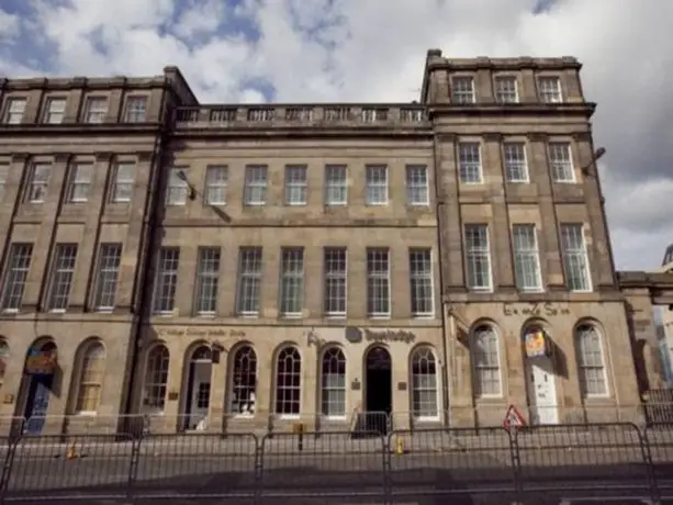 Travelodge Edinburgh Central Waterloo Place