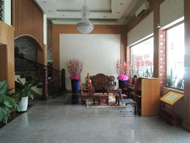 Phuong Dong Hotel 