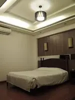 Phuong Dong Hotel 