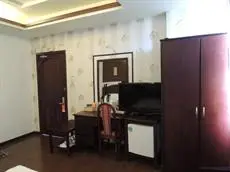 Phuong Dong Hotel 