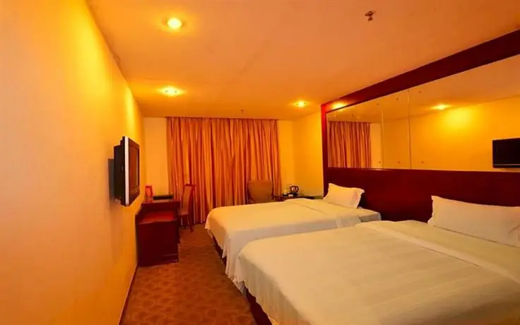 Zhaoqing Fashion Hotel 