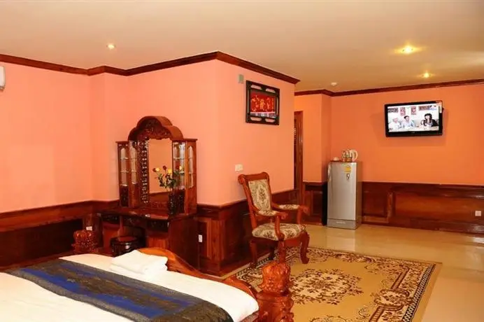 Holiday Hotel Battambang