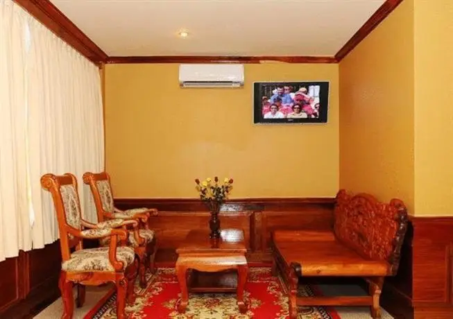 Holiday Hotel Battambang