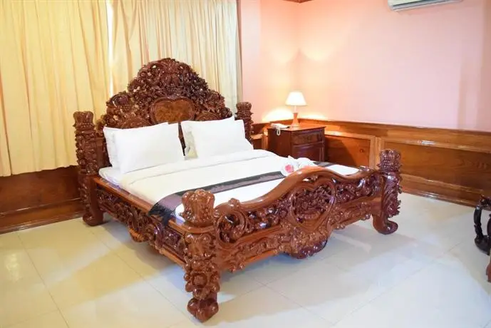 Holiday Hotel Battambang 