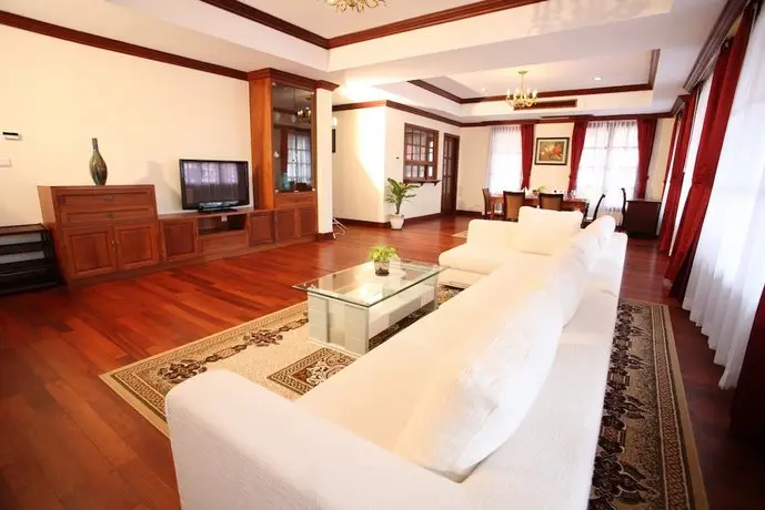 Steung Siemreap Residences & Apartment 