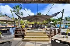 Kontiki Beach Resort 