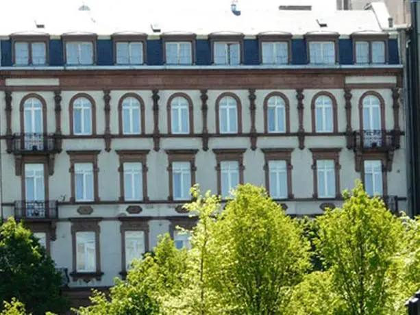 Hotel Nid de Cigognes Strasbourg Centre Gare 